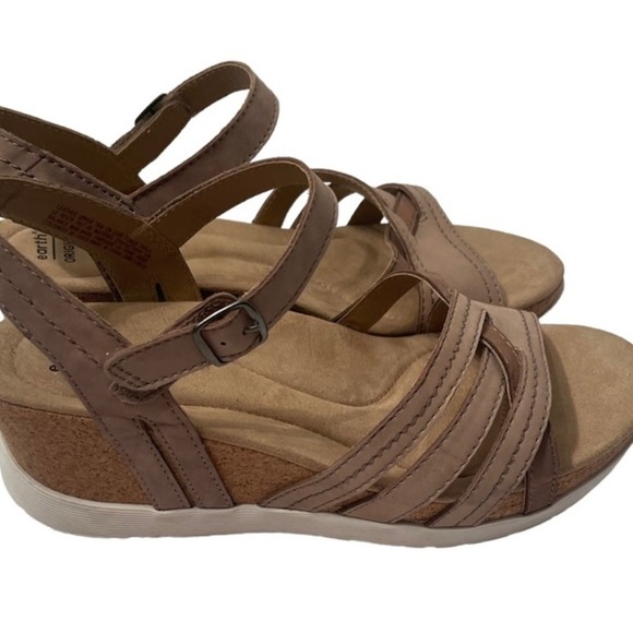 Earth Origins Sandals Tan & Brown Wedge            Size 9M NWOT - Picture 3 of 4